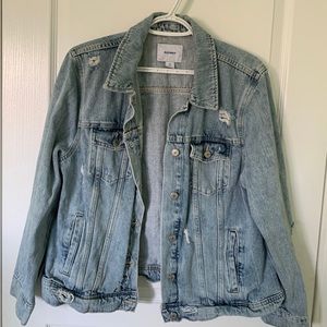 Old Navy Distressed Jean Jacket (size XL)